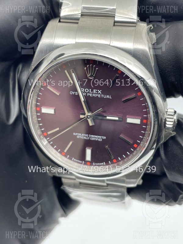 Товар Rolex Oyster Perpetual 39mm 114300 Rhodium Dial Фото 5 - Rolex Oyster Perpetual 39mm 114300 Rhodium Dial