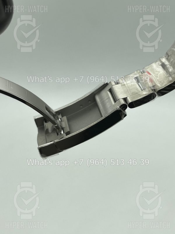 Товар Rolex Oyster Perpetual 39mm 114300 Rhodium Dial Фото 20 - Rolex Oyster Perpetual 39mm 114300 Rhodium Dial