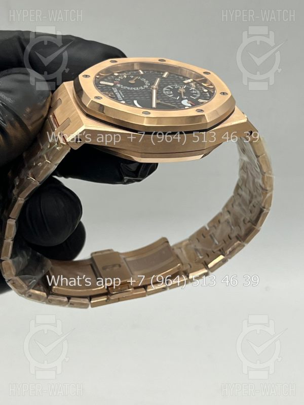 Товар Audemars Piguet Royal Oak Dual Time 26120OR.OO.D002CR.01 Фото 13 - Audemars Piguet Royal Oak Dual Time 26120OR.OO.D002CR.01