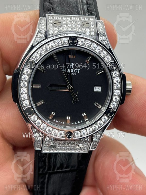 Товар Hublot Classic Fusion 33mm 581.OX.1181.RX Фото 2 - Hublot Classic Fusion 33mm 581.OX.1181.RX