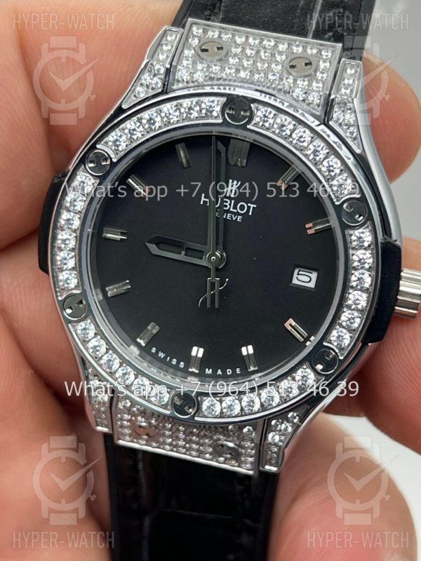 Товар Hublot Classic Fusion 33mm 581.OX.1181.RX Фото 4 - Hublot Classic Fusion 33mm 581.OX.1181.RX