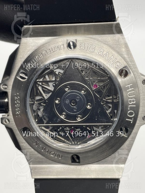 Товар Hublot Big Bang Sang Bleu II 418.NX.1107.RX.1604.MXM20 Фото 13 - Hublot Big Bang Sang Bleu II 418.NX.1107.RX.1604.MXM20