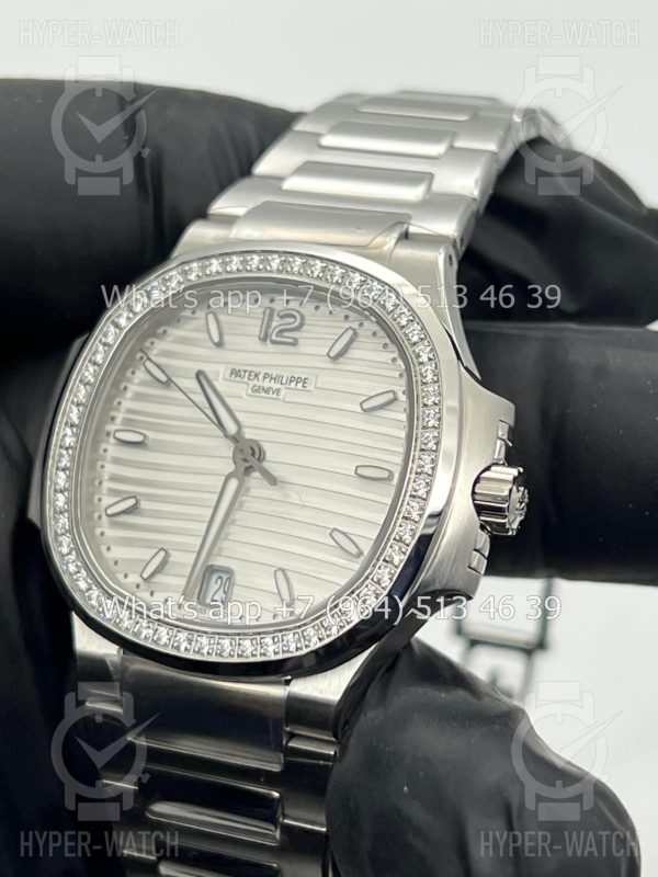 Товар Patek Philippe Nautilus 35mm 7118/1200A-010 3K Фото 6 - Patek Philippe Nautilus 35mm 7118/1200A-010 3K