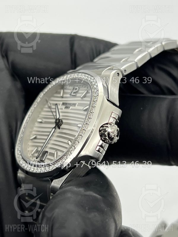 Товар Patek Philippe Nautilus 35mm 7118/1200A-010 3K Фото 7 - Patek Philippe Nautilus 35mm 7118/1200A-010 3K