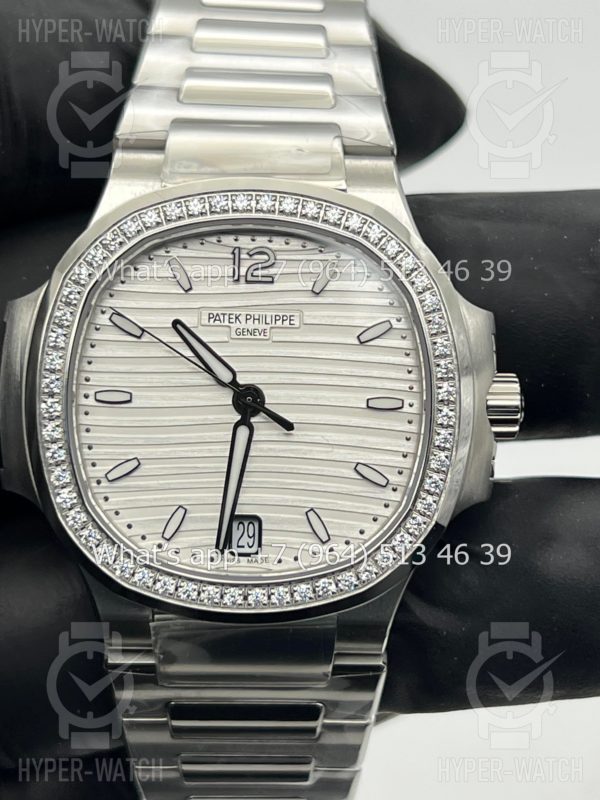 Товар Patek Philippe Nautilus 35mm 7118/1200A-010 3K Фото 12 - Patek Philippe Nautilus 35mm 7118/1200A-010 3K