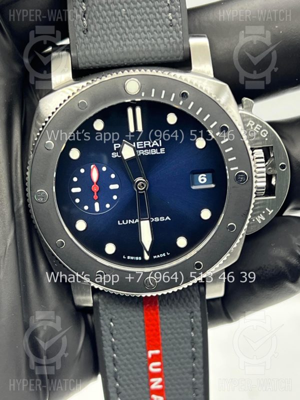 Товар Officine Panerai Luminor Submersible Luna Rossa PAM1565 Фото 4 - Officine Panerai Luminor Submersible Luna Rossa PAM1565