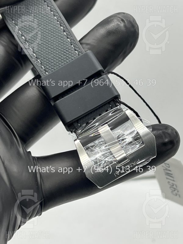 Товар Officine Panerai Luminor Submersible Luna Rossa PAM1565 Фото 12 - Officine Panerai Luminor Submersible Luna Rossa PAM1565
