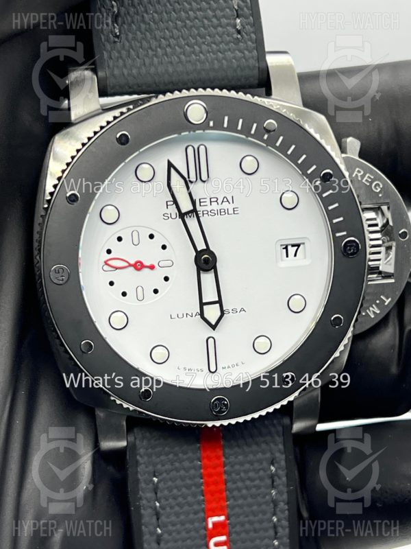 Фото 2 - Officine Panerai Luminor Submersible Luna Rossa PAM1579
