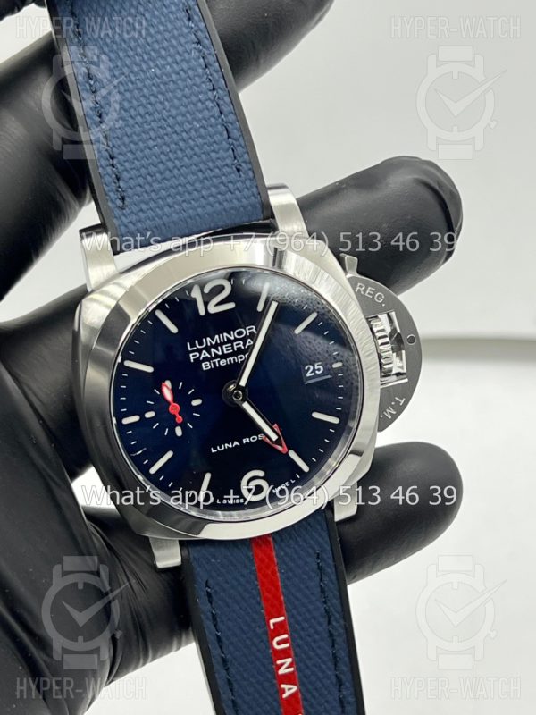 Товар Officine Panerai Luminor Luna Rossa PAM01404 Фото 12 - Officine Panerai Luminor Luna Rossa PAM01404