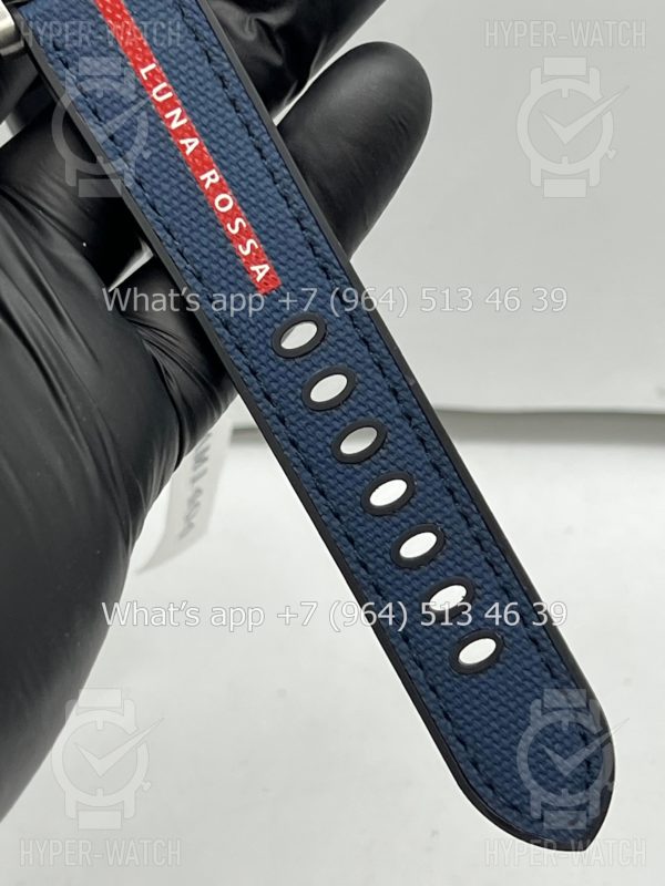 Товар Officine Panerai Luminor Luna Rossa PAM01404 Фото 13 - Officine Panerai Luminor Luna Rossa PAM01404
