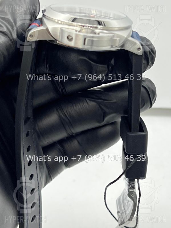 Товар Officine Panerai Luminor Luna Rossa PAM01404 Фото 17 - Officine Panerai Luminor Luna Rossa PAM01404