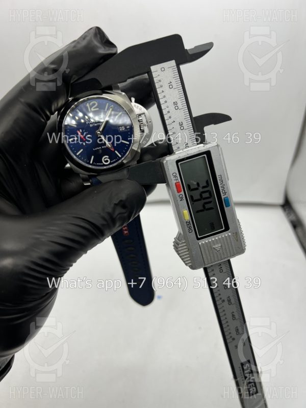 Товар Officine Panerai Luminor Luna Rossa PAM01404 Фото 22 - Officine Panerai Luminor Luna Rossa PAM01404