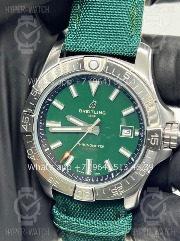 Фото 3 - Breitling Avenger Art 8704