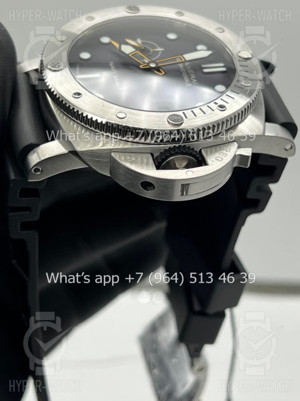 Товар Officine Panerai Luminor Submersible PAM01323 Фото 14 - Officine Panerai Luminor Submersible PAM01323