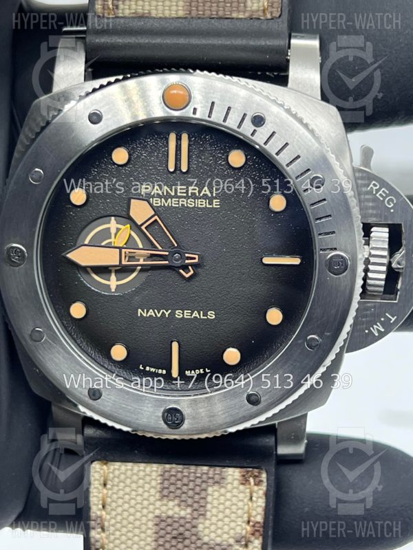 Товар Officine Panerai Luminor Submersible PAM01518 Фото 8 - Officine Panerai Luminor Submersible PAM01518