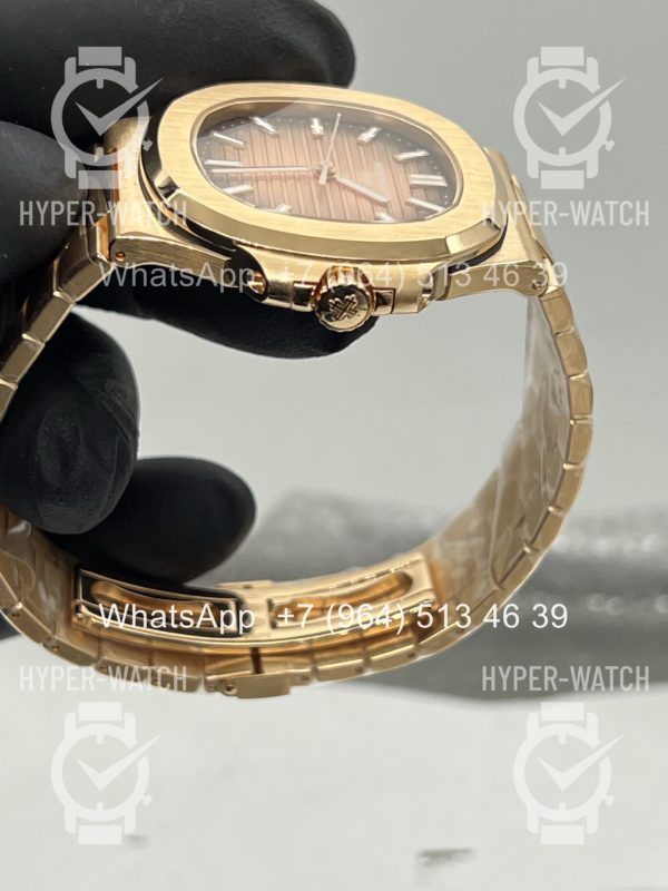 Фото 12 - Patek Philippe Nautilus 40mm 5711/1R-001 Gold