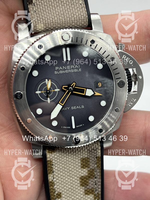 Товар Officine Panerai Luminor Submersible PAM01323 Steel Фото 3 - Officine Panerai Luminor Submersible PAM01323 Steel