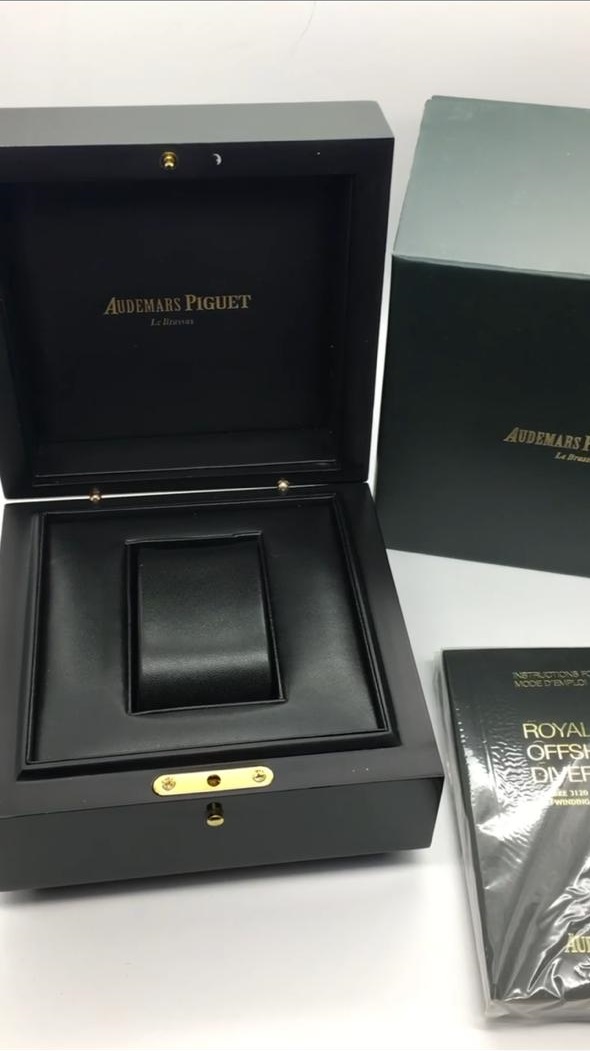 Товар Audemars Piguet Royal Oak 37mm 15450ST.OO.1256ST.02 Grey Steel Фото 20 - Audemars Piguet Royal Oak 37mm 15450ST.OO.1256ST.02 Grey Steel