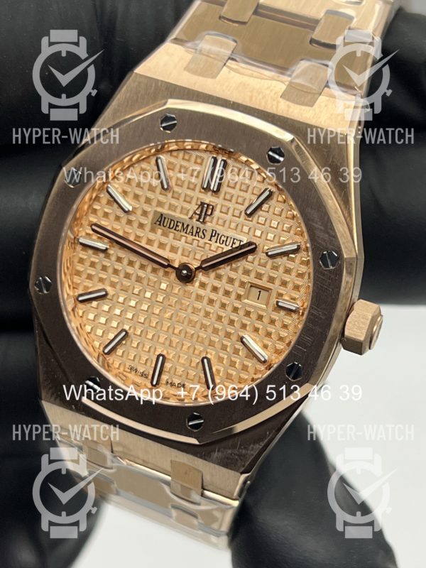 Товар Audemars Piguet Royal Oak 33mm 67651OR.OO.1261OR Фото 2 - Audemars Piguet Royal Oak 33mm 67651OR.OO.1261OR