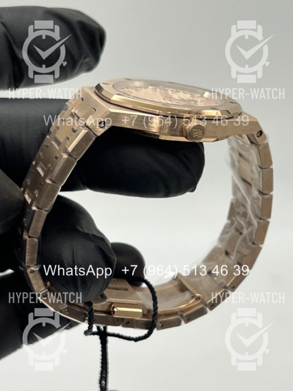 Товар Audemars Piguet Royal Oak 33mm 67651OR.OO.1261OR Фото 11 - Audemars Piguet Royal Oak 33mm 67651OR.OO.1261OR