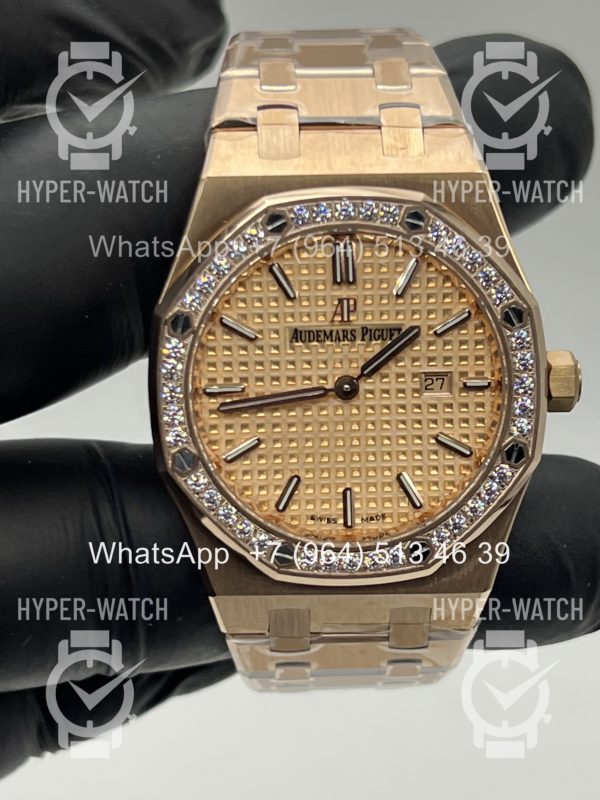 Фото 2 - Audemars Piguet Royal Oak 33mm 67651OR.ZZ.1261OR.03