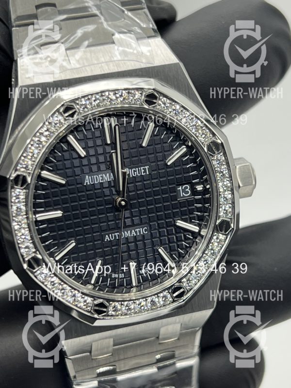 Товар Audemars Piguet Royal Oak 37mm 15451ST.ZZ.1256ST.03 Blue Steel Фото 7 - Audemars Piguet Royal Oak 37mm 15451ST.ZZ.1256ST.03 Blue Steel