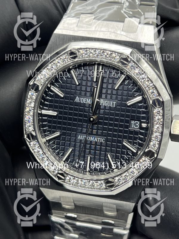 Товар Audemars Piguet Royal Oak 37mm 15451ST.ZZ.1256ST.03 Blue Steel Фото 8 - Audemars Piguet Royal Oak 37mm 15451ST.ZZ.1256ST.03 Blue Steel