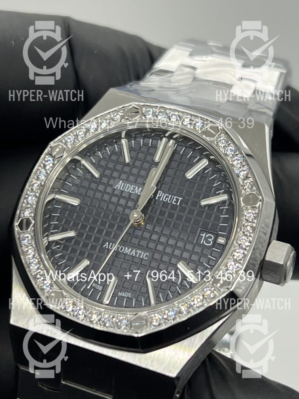 Товар Audemars Piguet Royal Oak 37mm 15451ST.ZZ.1256ST.03 Blue Steel Фото 9 - Audemars Piguet Royal Oak 37mm 15451ST.ZZ.1256ST.03 Blue Steel