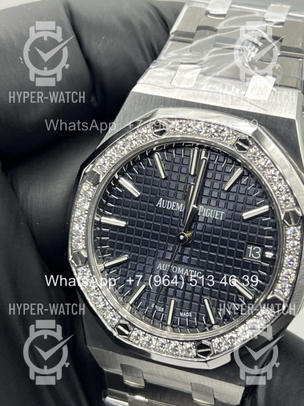 Товар Audemars Piguet Royal Oak 37mm 15451ST.ZZ.1256ST.03 Blue Steel Фото 12 - Audemars Piguet Royal Oak 37mm 15451ST.ZZ.1256ST.03 Blue Steel