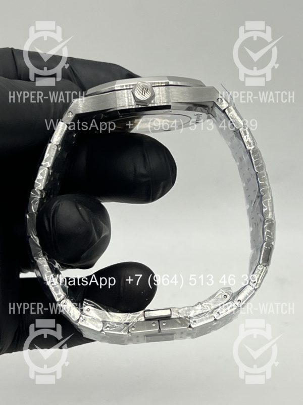 Товар Audemars Piguet Royal Oak 37mm 15451ST.ZZ.1256ST.03 Blue Steel Фото 15 - Audemars Piguet Royal Oak 37mm 15451ST.ZZ.1256ST.03 Blue Steel