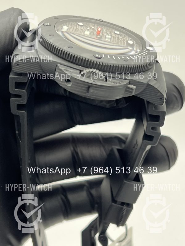 Товар Officine Panerai Luminor Submersible Luna Rossa PAM01039 Black Фото 15 - Officine Panerai Luminor Submersible Luna Rossa PAM01039 Black
