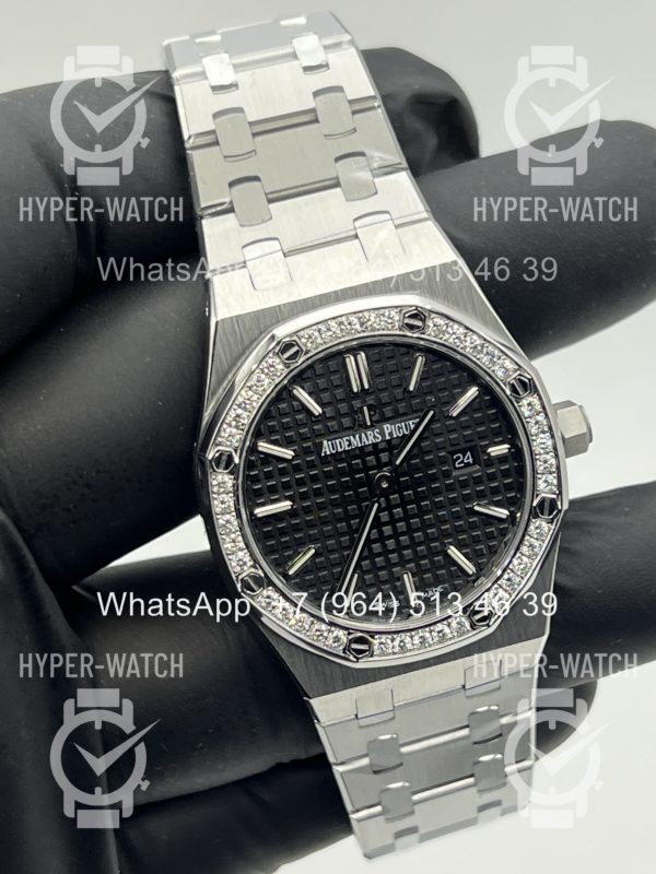 Товар Audemars Piguet Royal Oak 33mm 67651ST.ZZ.D002CR.01 Diamond Steel Фото 4 - Audemars Piguet Royal Oak 33mm 67651ST.ZZ.D002CR.01 Diamond Steel