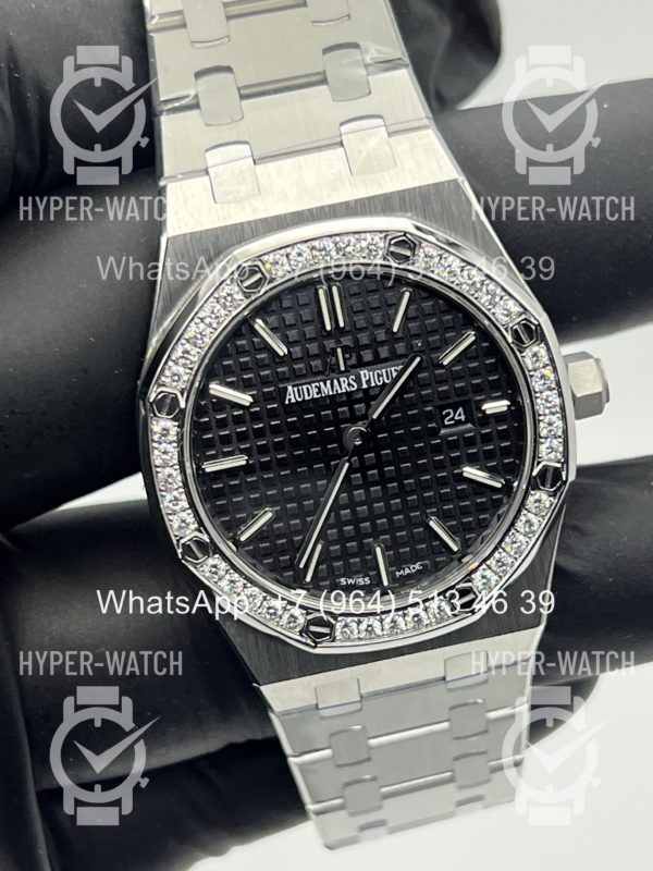Товар Audemars Piguet Royal Oak 33mm 67651ST.ZZ.D002CR.01 Diamond Steel Фото 5 - Audemars Piguet Royal Oak 33mm 67651ST.ZZ.D002CR.01 Diamond Steel