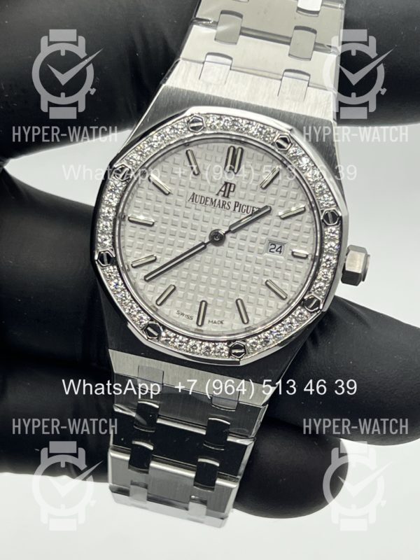 Товар Audemars Piguet Royal Oak 33mm 67651ST.ZZ.1261ST.01 Diamond Steel Фото 2 - Audemars Piguet Royal Oak 33mm 67651ST.ZZ.1261ST.01 Diamond Steel