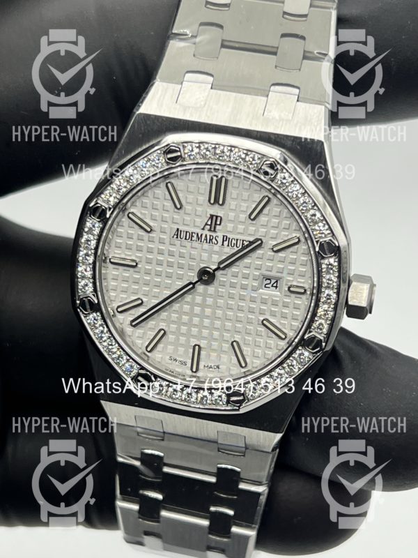 Товар Audemars Piguet Royal Oak 33mm 67651ST.ZZ.1261ST.01 Diamond Steel Фото 7 - Audemars Piguet Royal Oak 33mm 67651ST.ZZ.1261ST.01 Diamond Steel